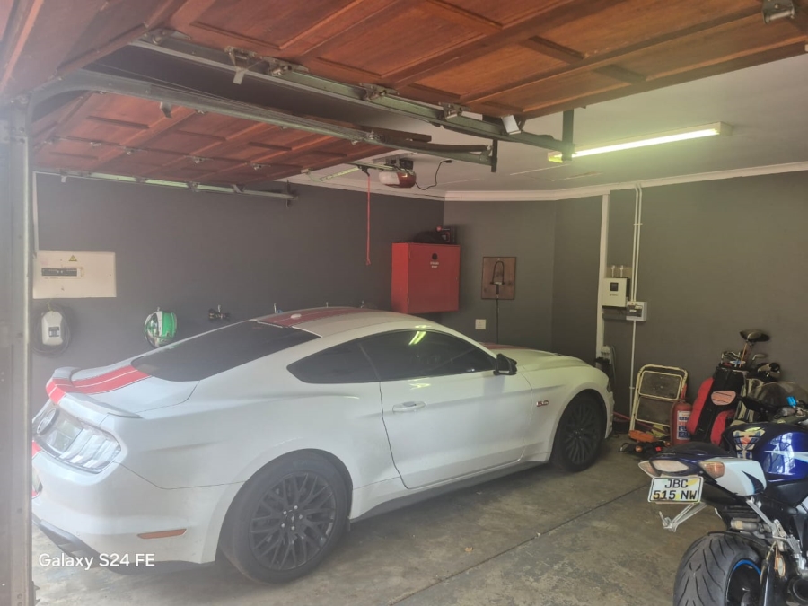 4 Bedroom Property for Sale in Cashan North West